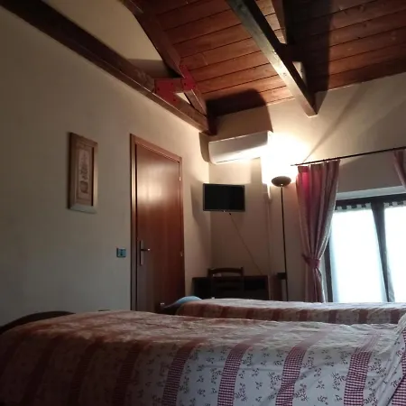 Agriturismo Raimondi Cominesi Amilcare Garlasco Exterior photo