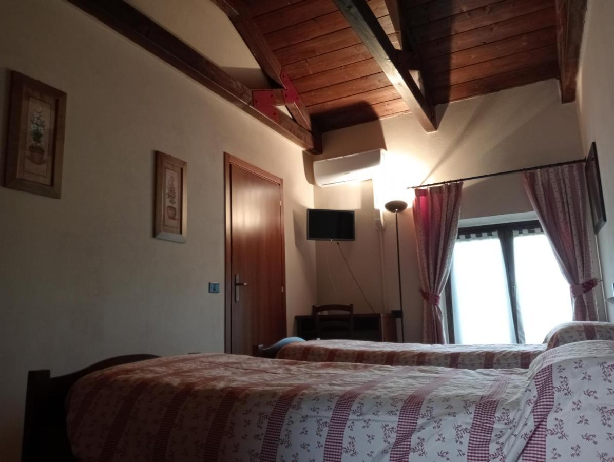 Farm stay Raimondi Cominesi Amilcare *
